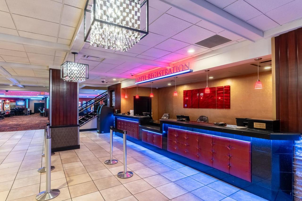 Grand Z Hotel Casino By Red Lion Hotels (Adults Only) Central  City Bagian luar foto