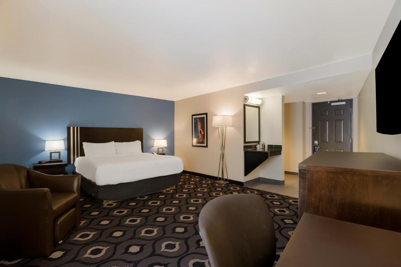 Grand Z Hotel Casino By Red Lion Hotels (Adults Only) Central  City Bagian luar foto