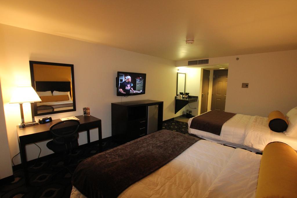 Grand Z Hotel Casino By Red Lion Hotels (Adults Only) Central  City Bagian luar foto